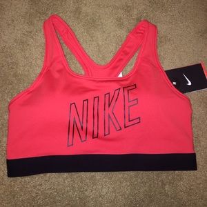 NWT Nike pro bra