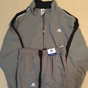 NWT Russell men's L Athletic 2 piece jogging set.