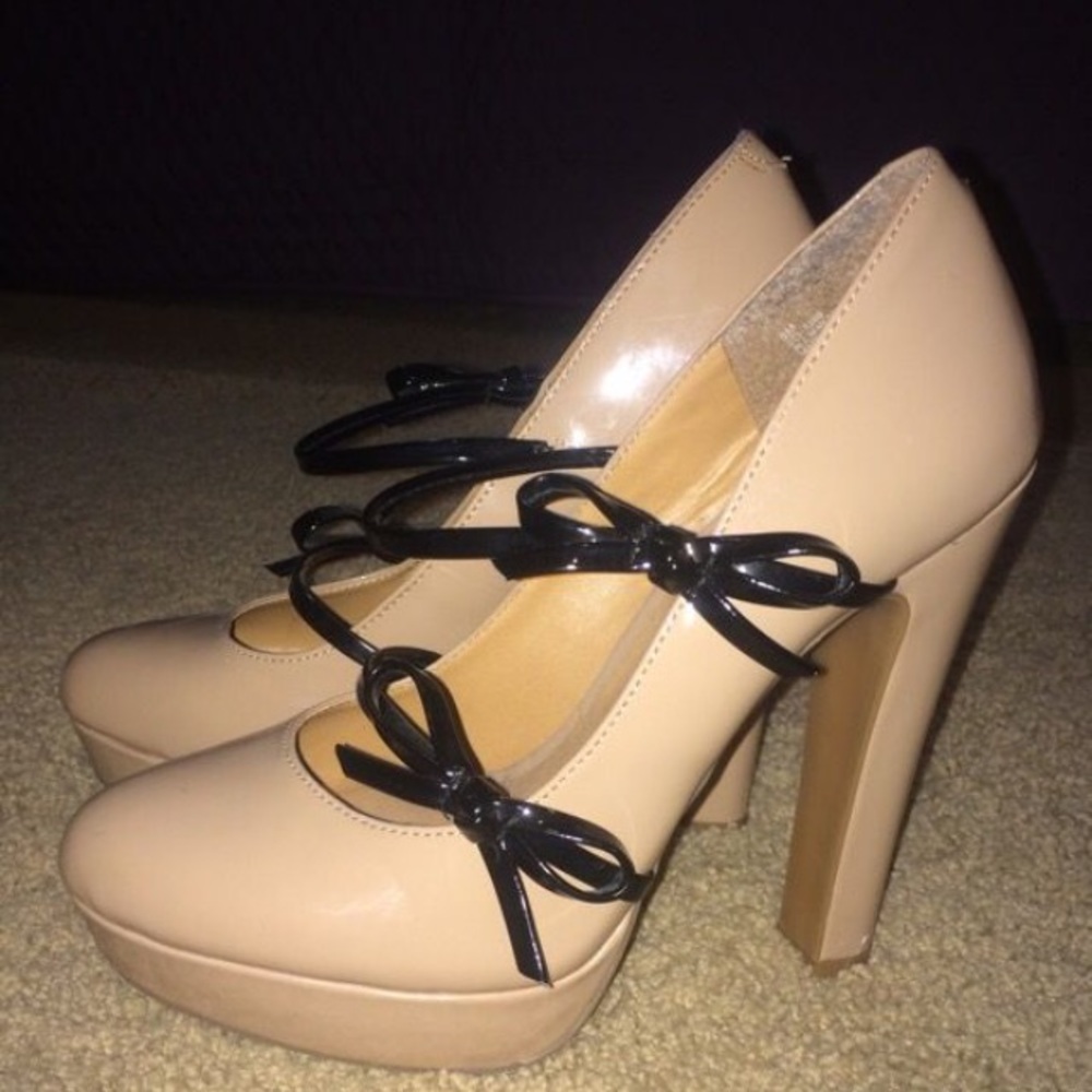 bowed heels