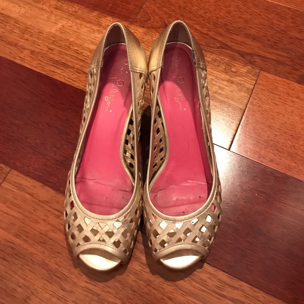 Lily Pulitzer resort chic shoes gold