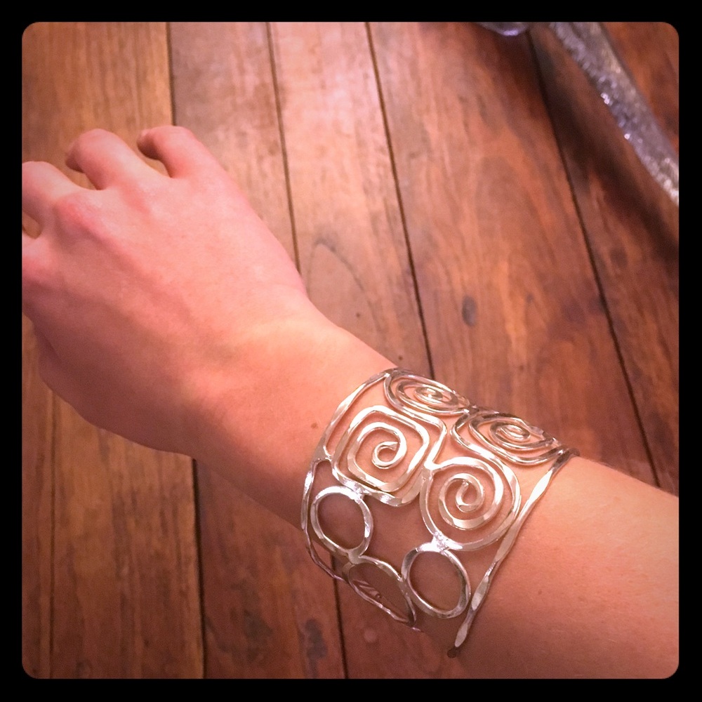 Silver cuff - Picture 3 of 3