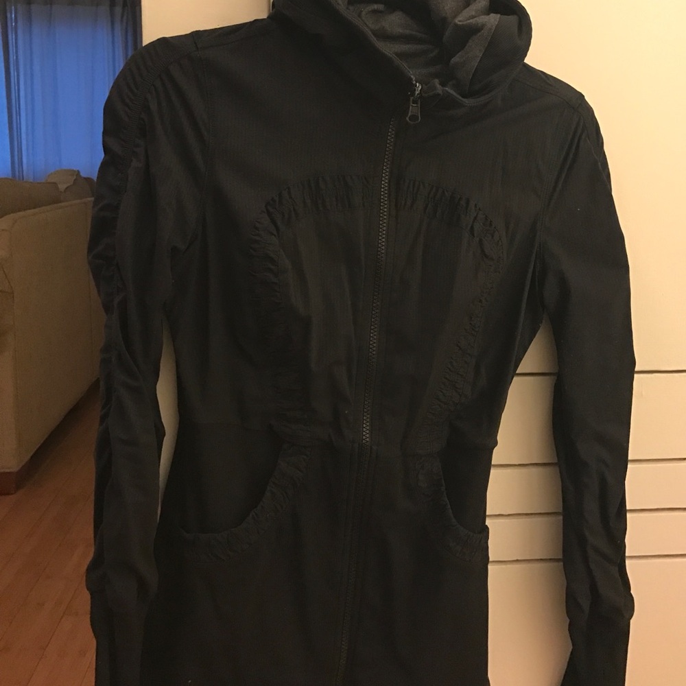Lululemon jacket. Worn size 6