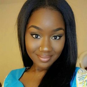 Meet your Posher, Fatima