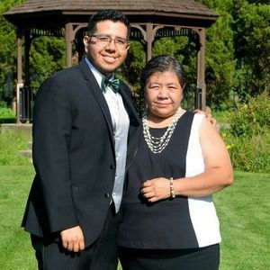 Meet your Posher, Alejandra