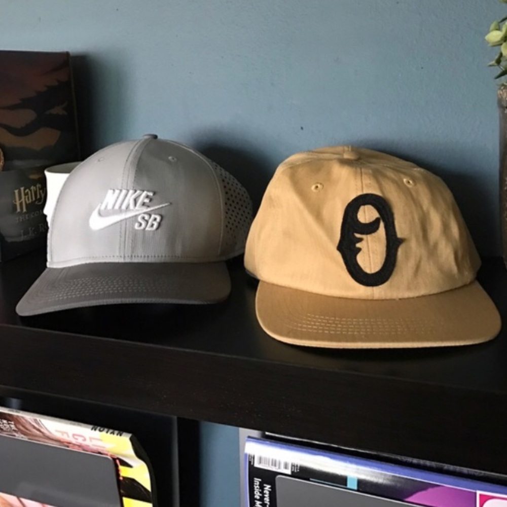2 Caps, 2 Original Penguin swim shorts