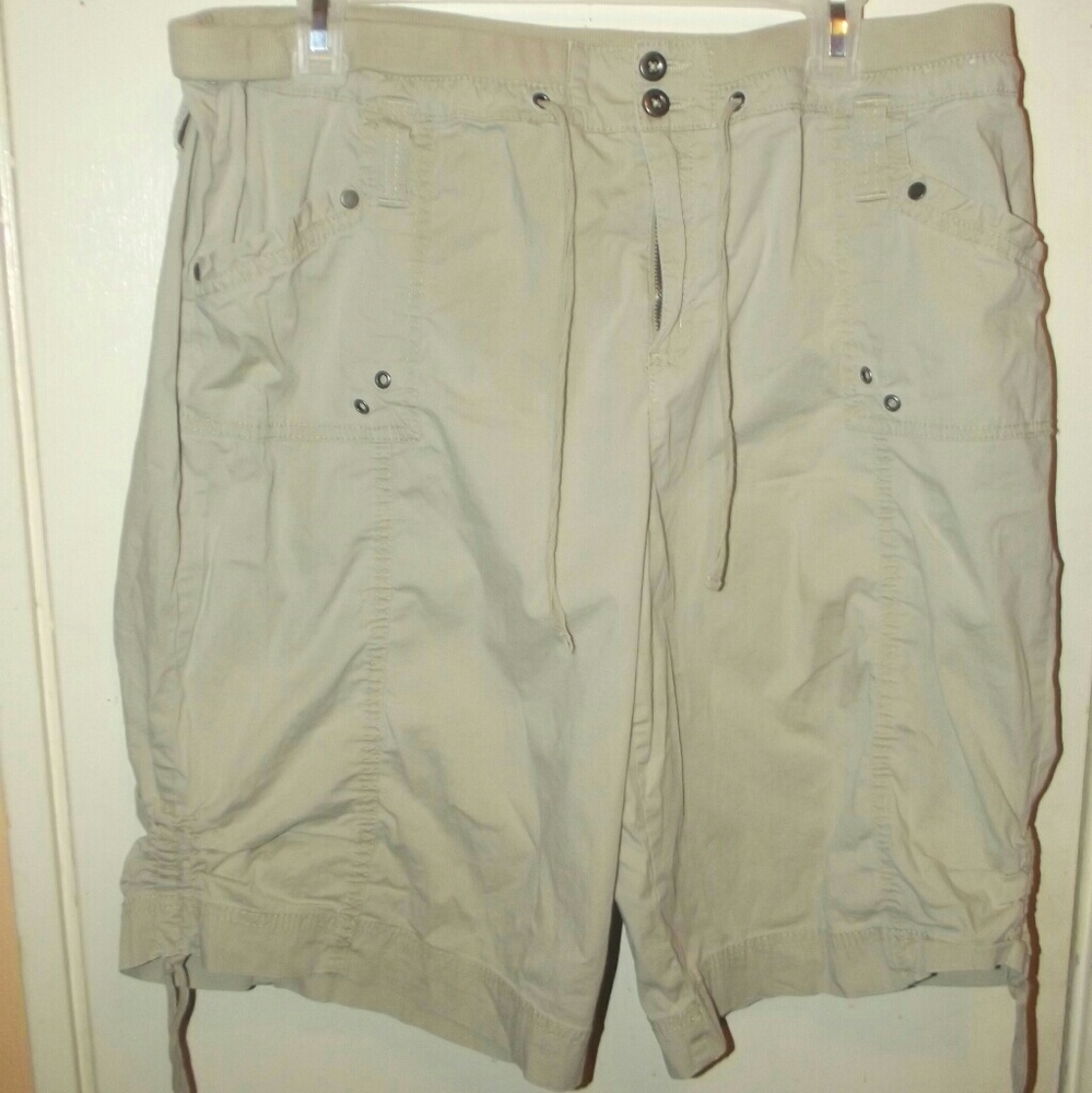 Khaki shorts