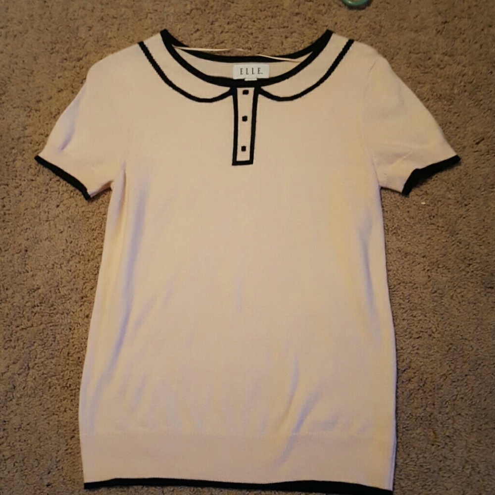 Pink  collar sweater