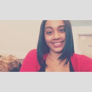 Meet your Posher, Alondra