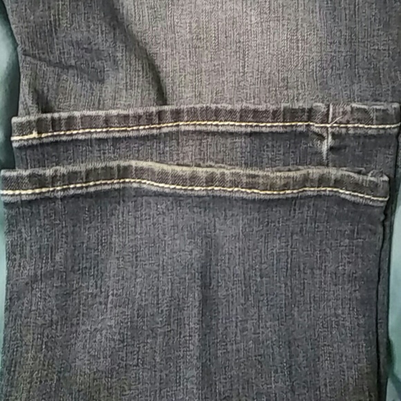 L.A. Idol - Picture 2 of 4