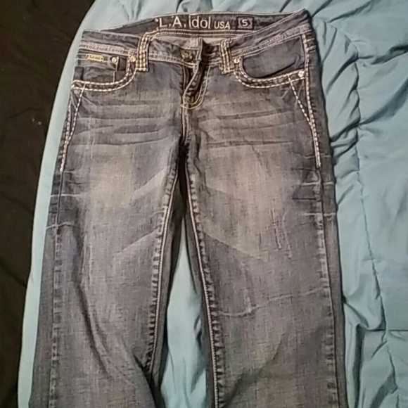 L.A. Idol - Picture 3 of 4