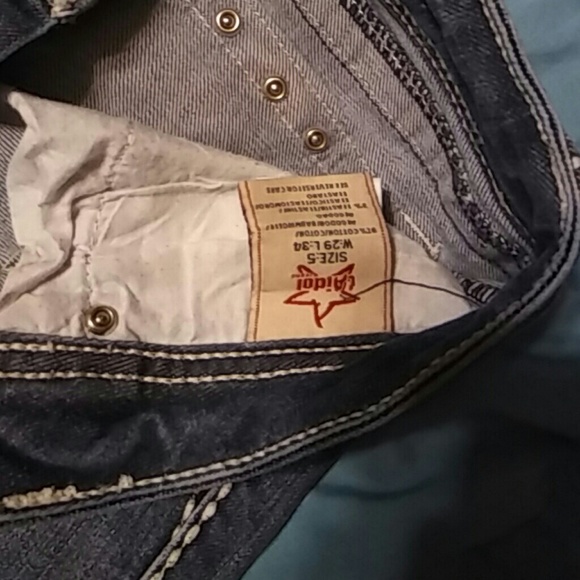 L.A. Idol - Picture 4 of 4