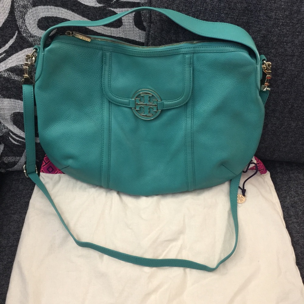 Hold for owlsareamazing Tb amanda hobo crossbody