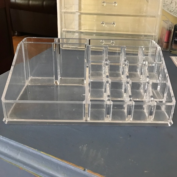 Acrylic organizers - Picture 2 of 2