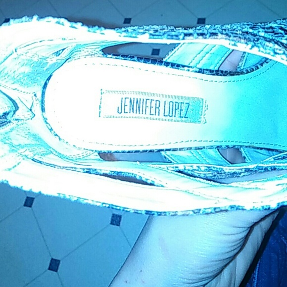 Jennifer Lopez Heels - Picture 3 of 3