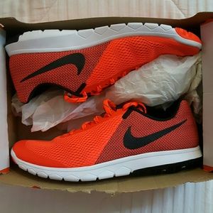 Nike Flex Experience RN 5 shoes