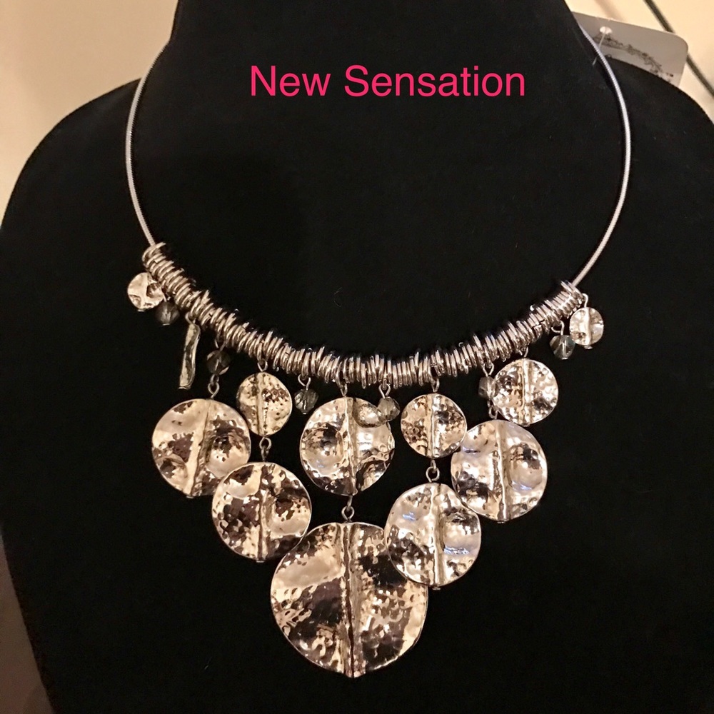 Premier Designs New Sensation necklace