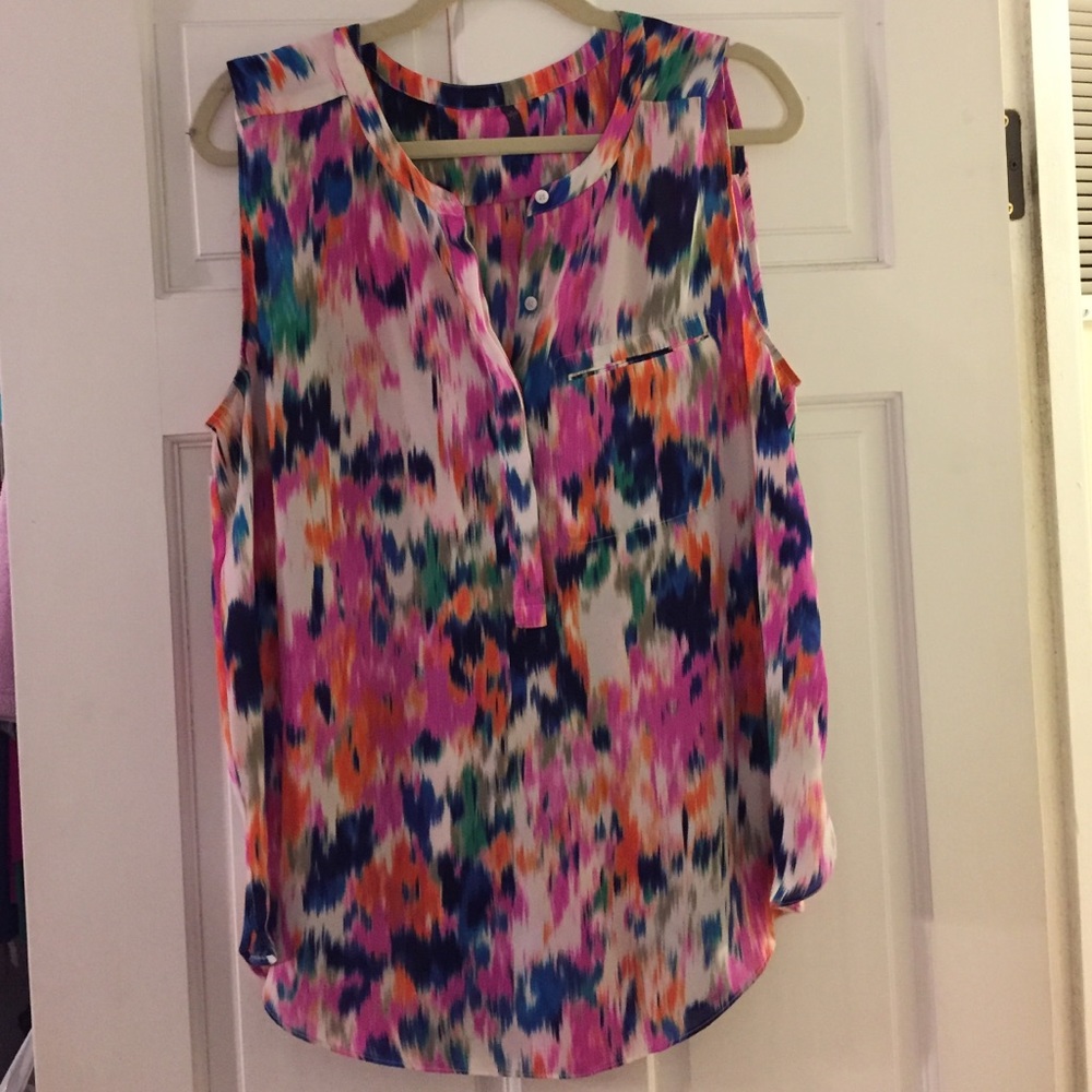 NYDJ top, great for Spring
