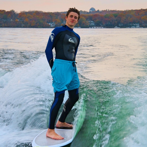 Meet your Posher, David - Picture 1 of 1