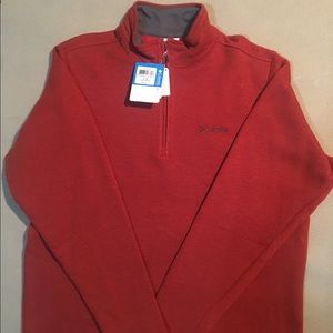 Mens 1/2-Zip Shirt from Columbia.