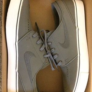 Grey and White Nike Zoom Stefan Janoski