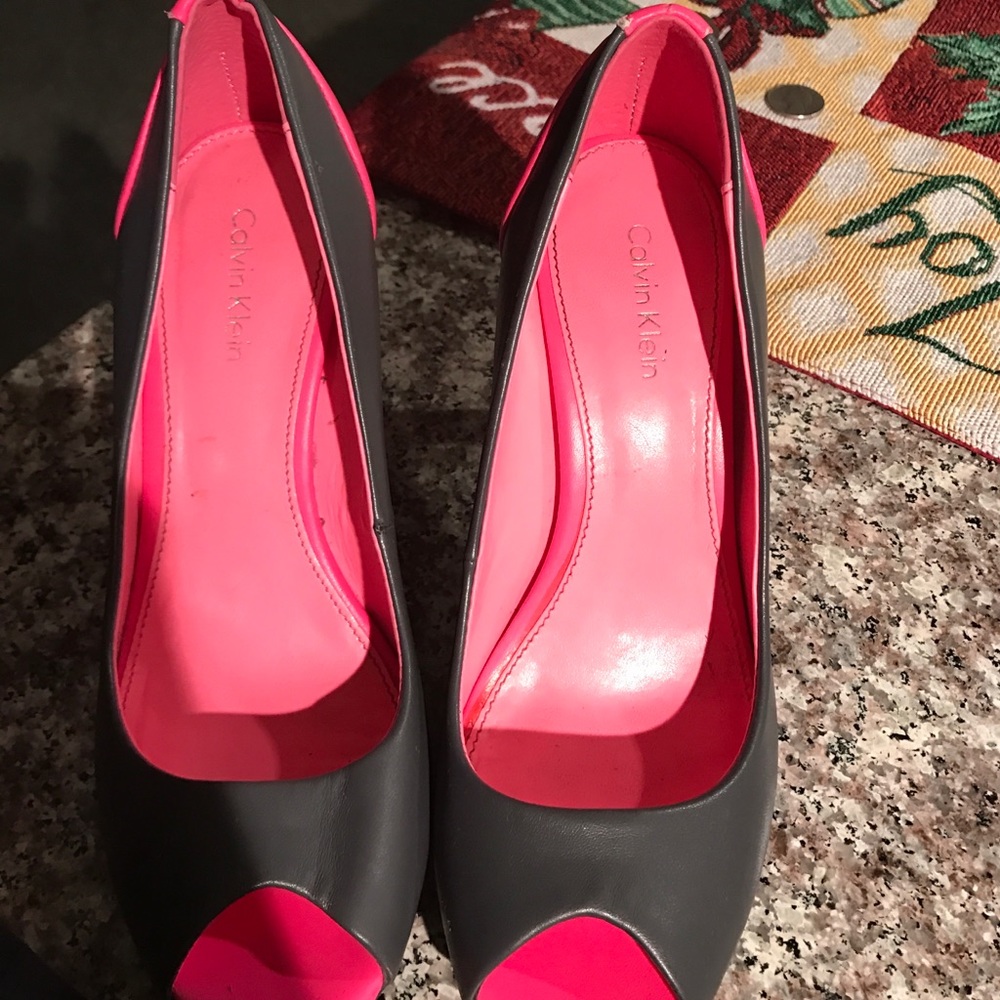 Calvin Klein shoes pumps pink and grey