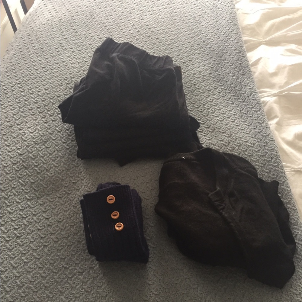 Organic Leggings 4 Pair, Socks, Shrug, Bleached