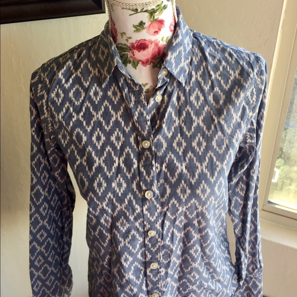 Banana Republic Ikat Print Button Down- XS