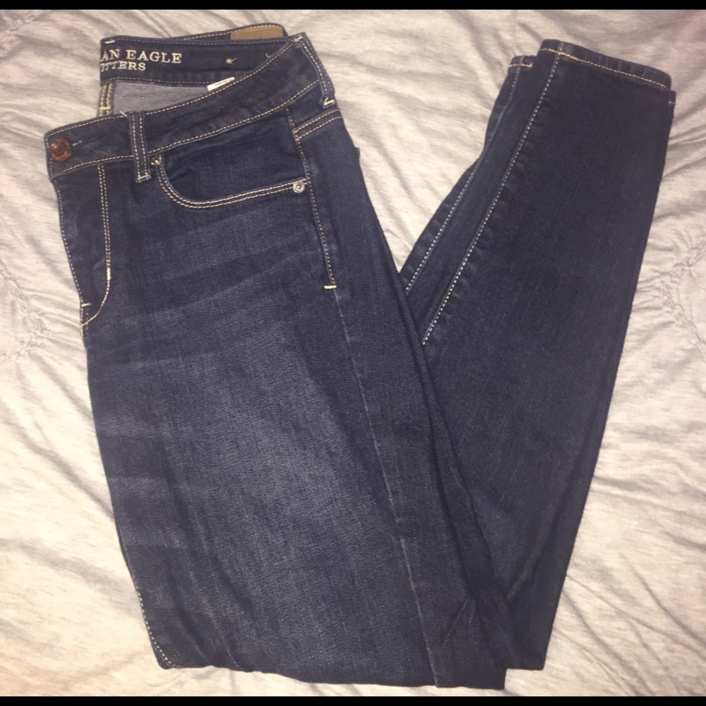 ‼️SALE‼️Dark Wash AE Skinny Jeans‼️