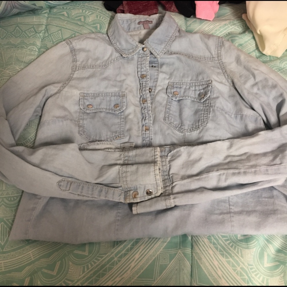 Light wash button up