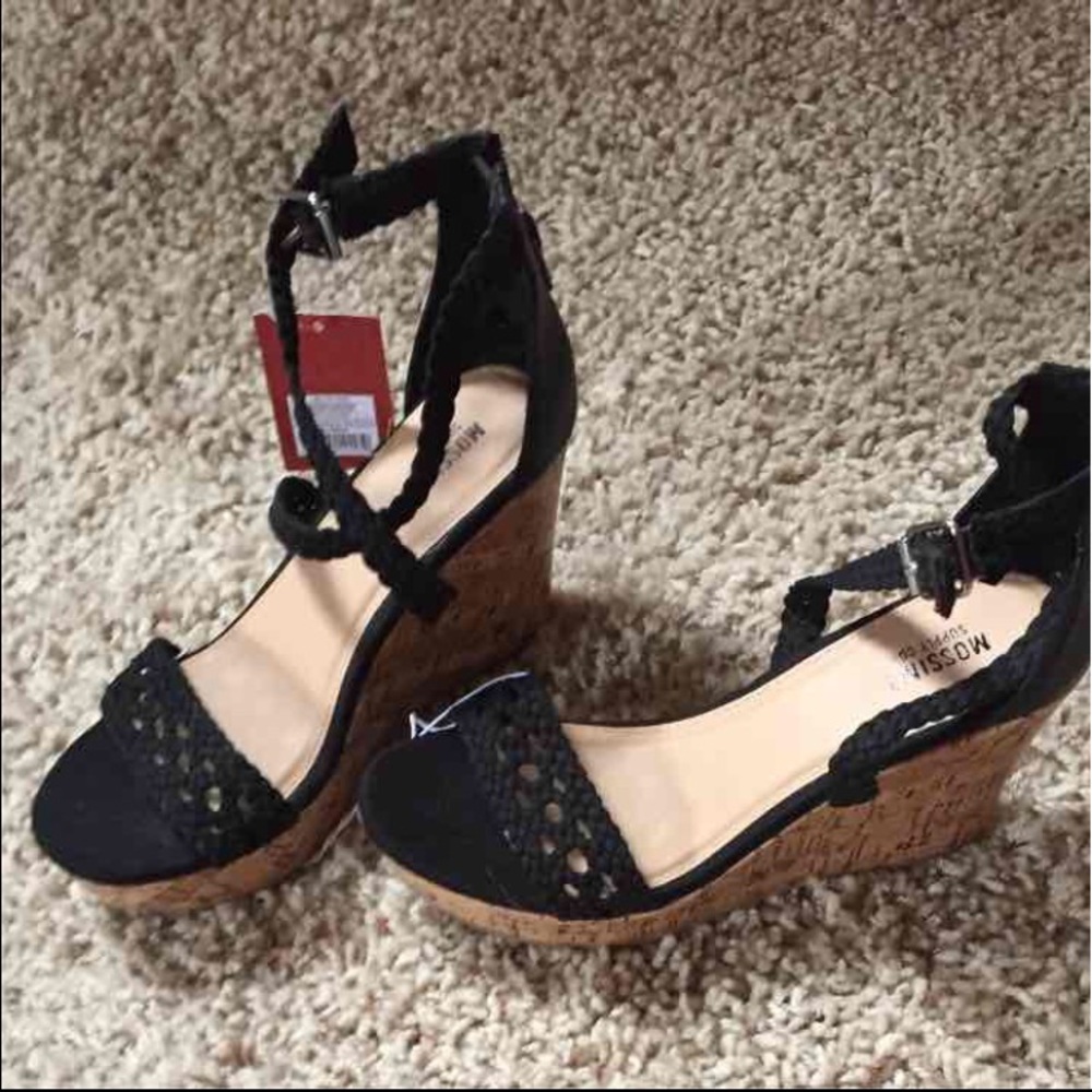 Black wedge sandal