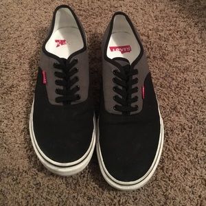 LEVI's sneakers