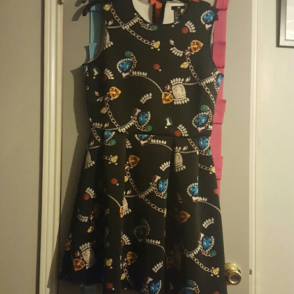 H&M Dresses & Skirts - Jewel skater dress