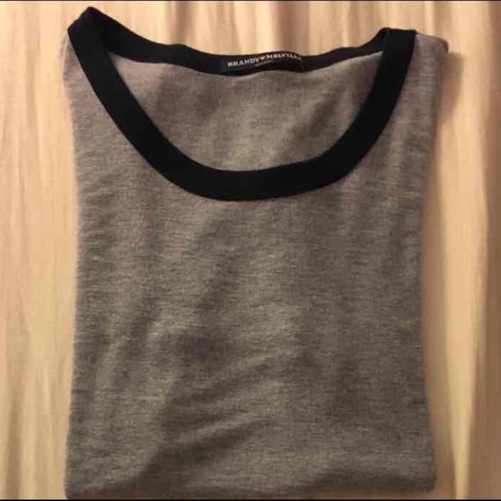 Brandy Melville tee