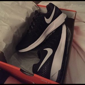 Women's Nike air zoom Pegasus