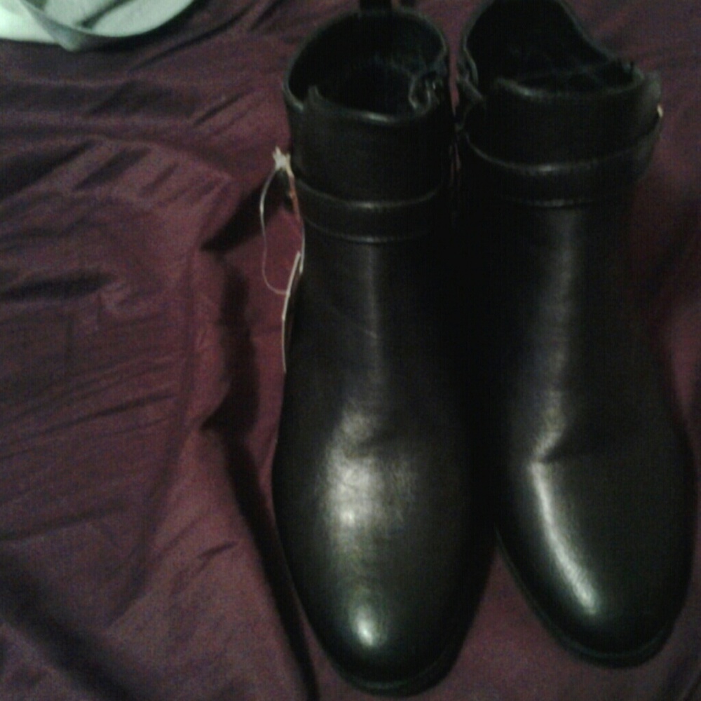 Black ankle boots with buckle