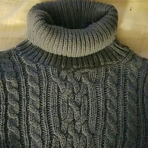 Blue knit sweater - Picture 2 of 4