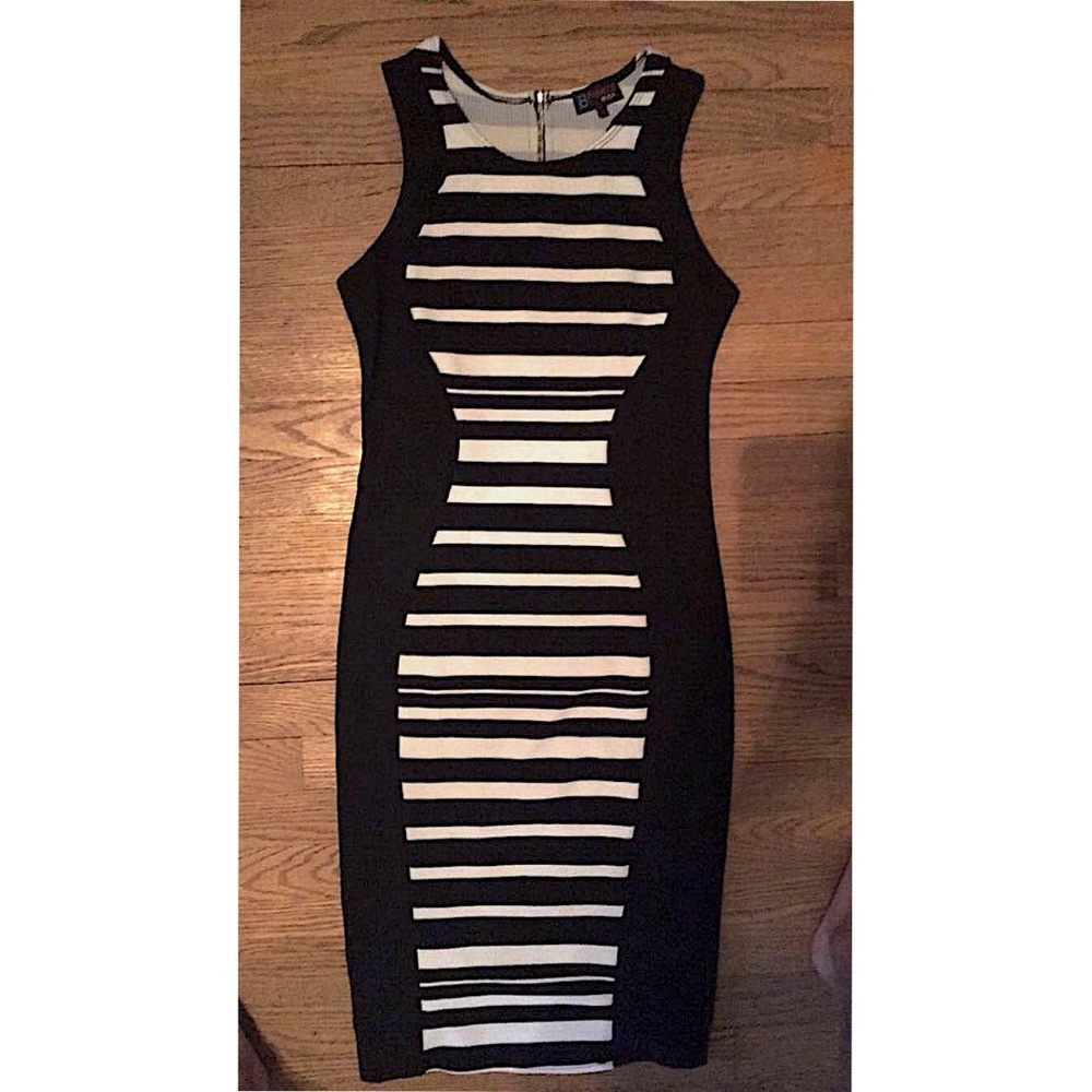 Bodycon Black & White Striped Dress