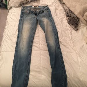 Hollister Jeans Size 5 Long