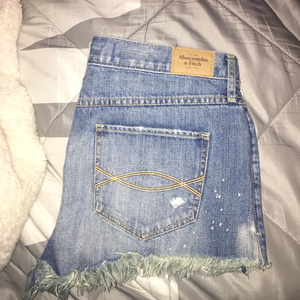 High rise Abercrombie shorts 💖