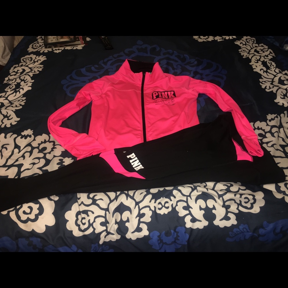 OUTFIT