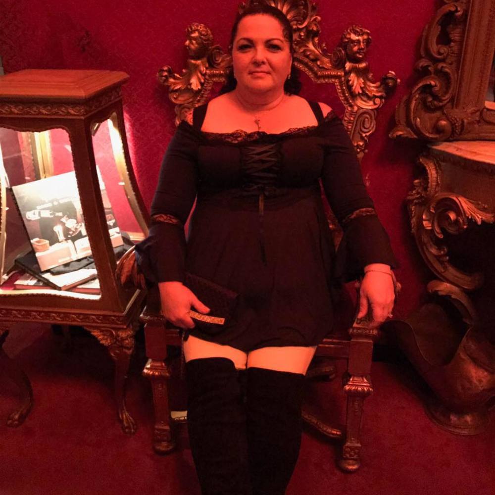 Meet your Posher, Lisa