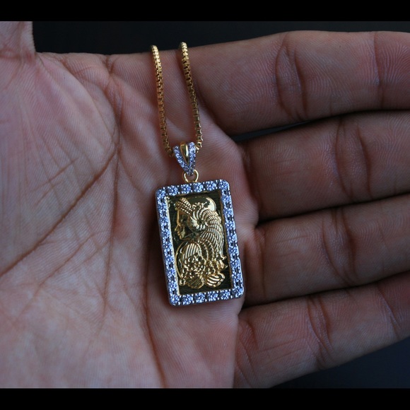 Lady Fortuna Gold Bar Necklace - Picture 4 of 4