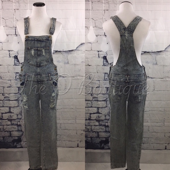 ๐CLEARANCE๐ Denim Destroyed Distressed Overalls - Picture 3 of 4