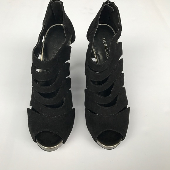 {🙃BCBGeneration} black heels - Picture 2 of 5
