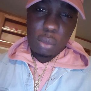 Meet your Posher, Lawrence