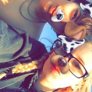 Meet your Posher, Dakota