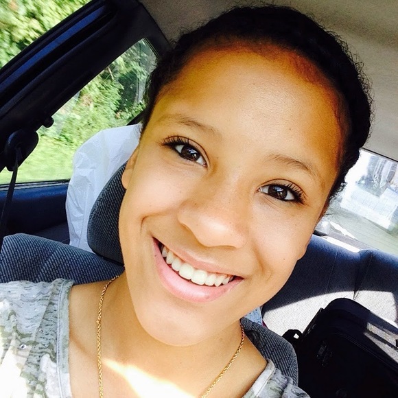 Meet your Posher, Anastasia - Picture 1 of 1