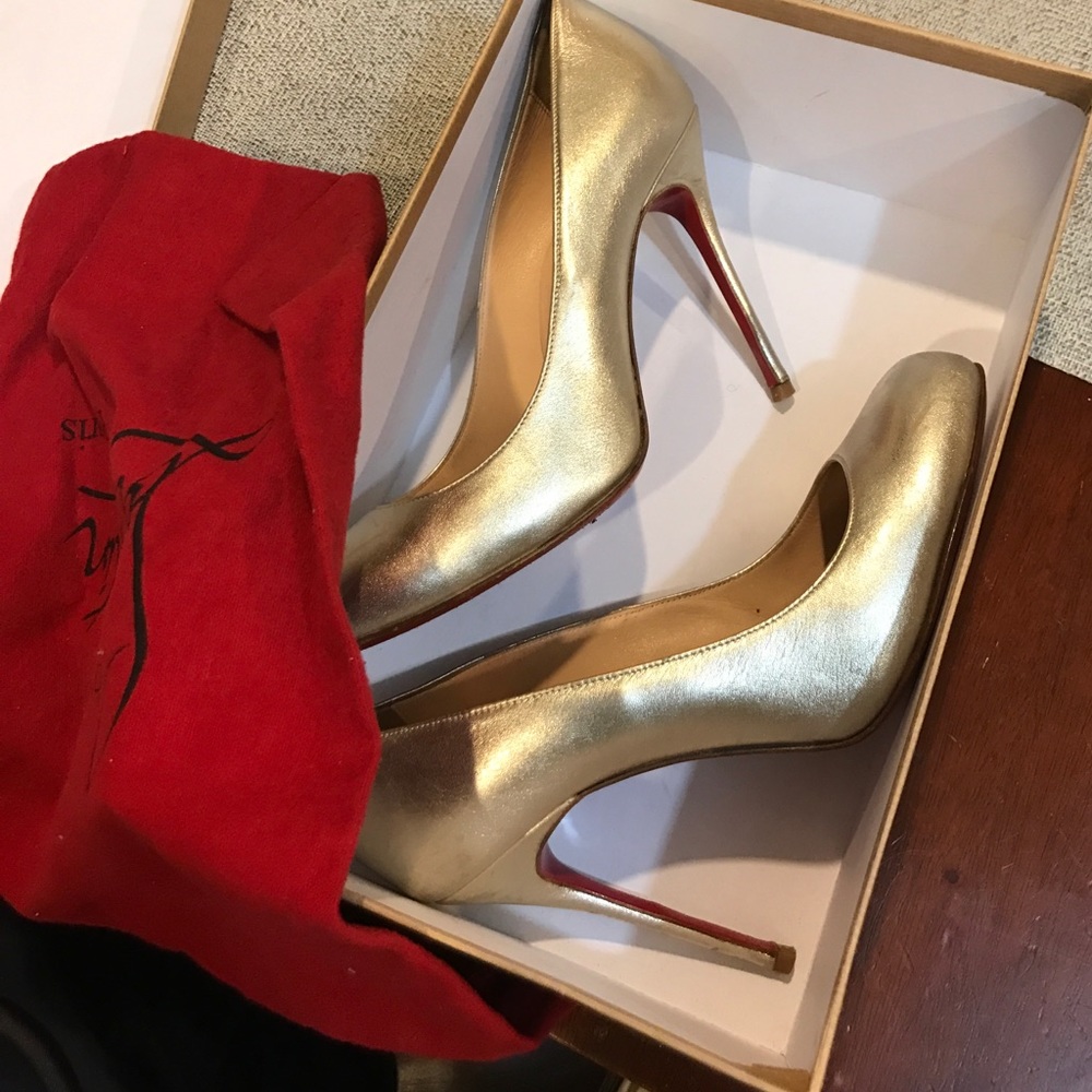 Shoes ( pum)