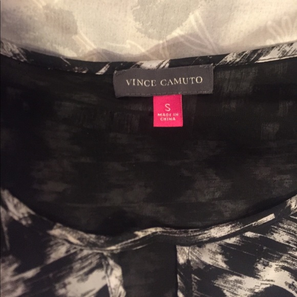 Vince Camuto Blouse - Picture 3 of 3