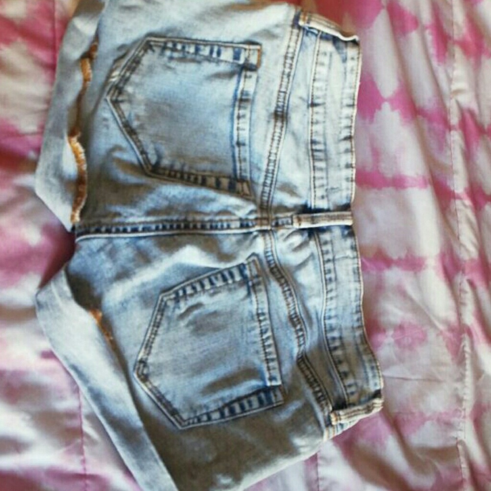 Distressed shorts